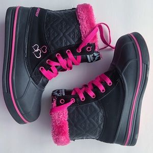Skechers Girls Waterproof Snow Boots 5 - Like New!